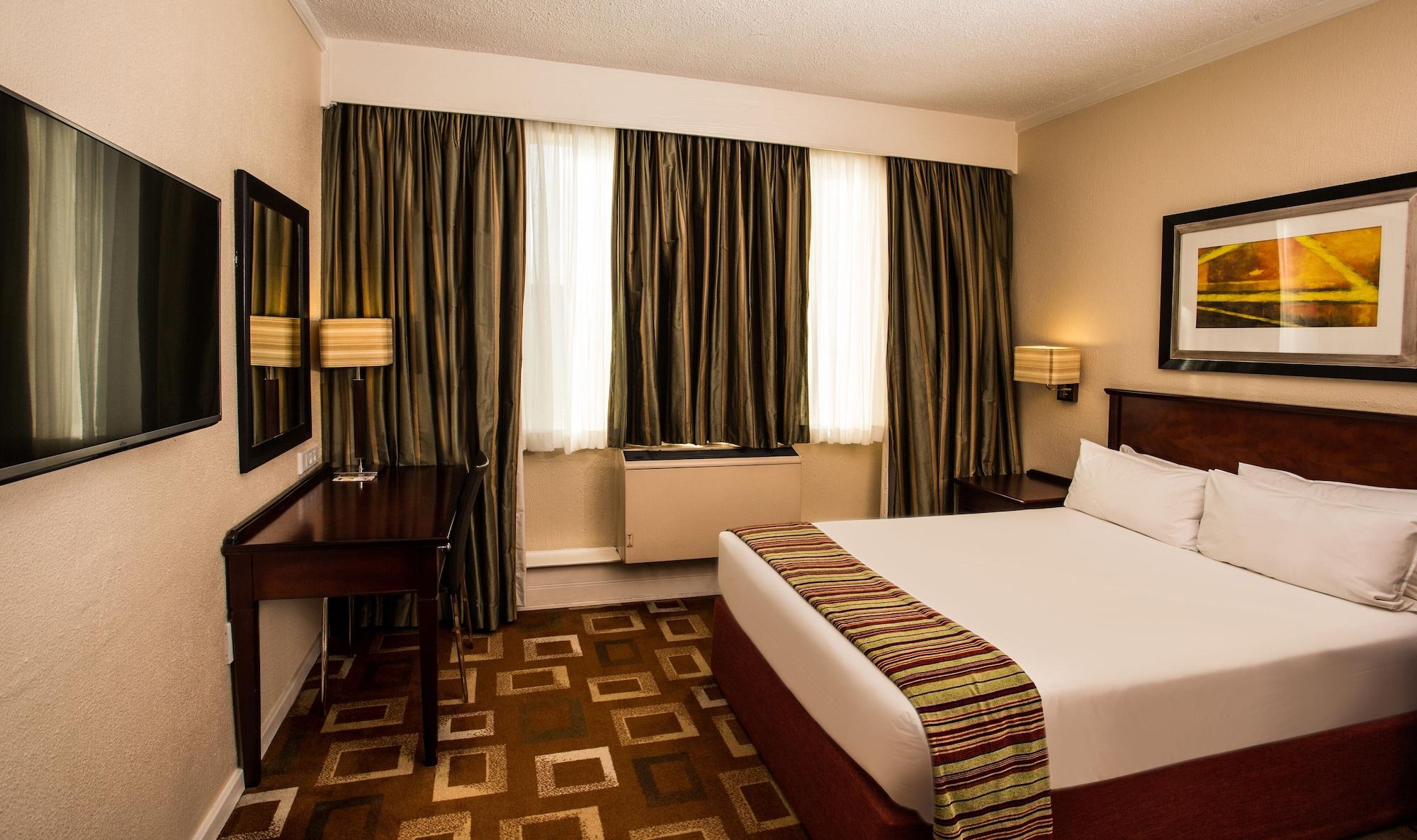 Hotel Garden Court Or Tambo International Airport Kempton Park Esterno foto