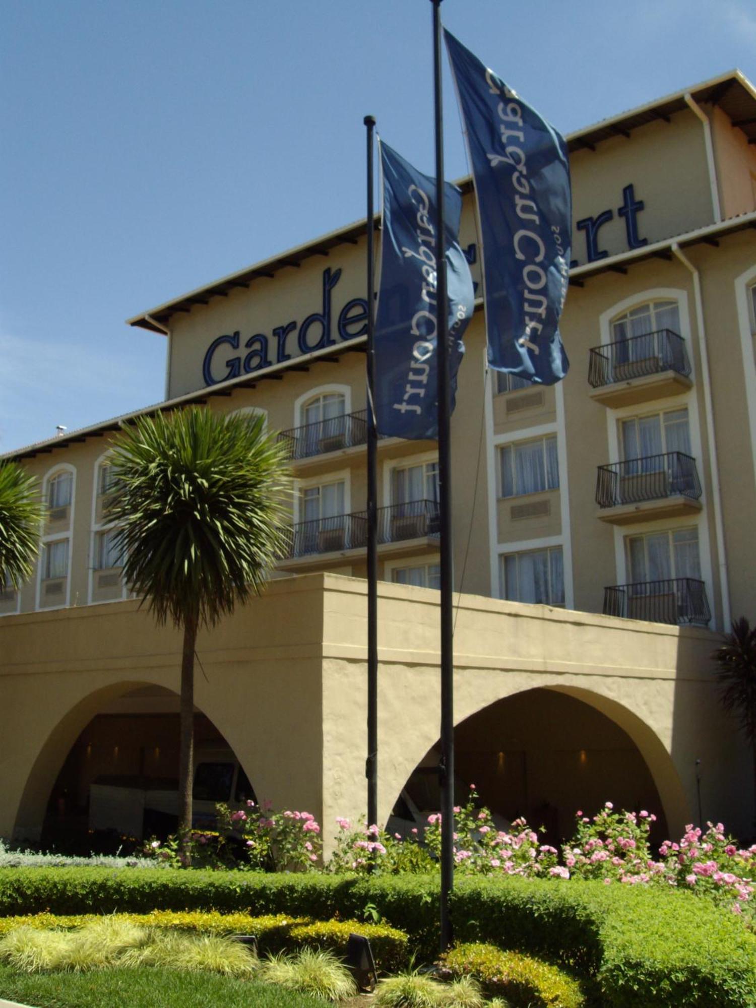 Hotel Garden Court Or Tambo International Airport Kempton Park Esterno foto